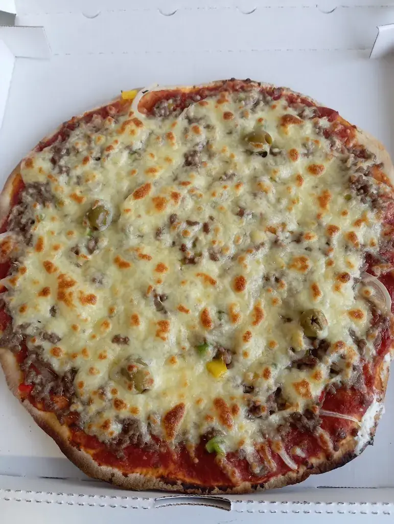 Menu_Kebab et pizzas Méditerranéen_Bessé-sur-Braye_image_1