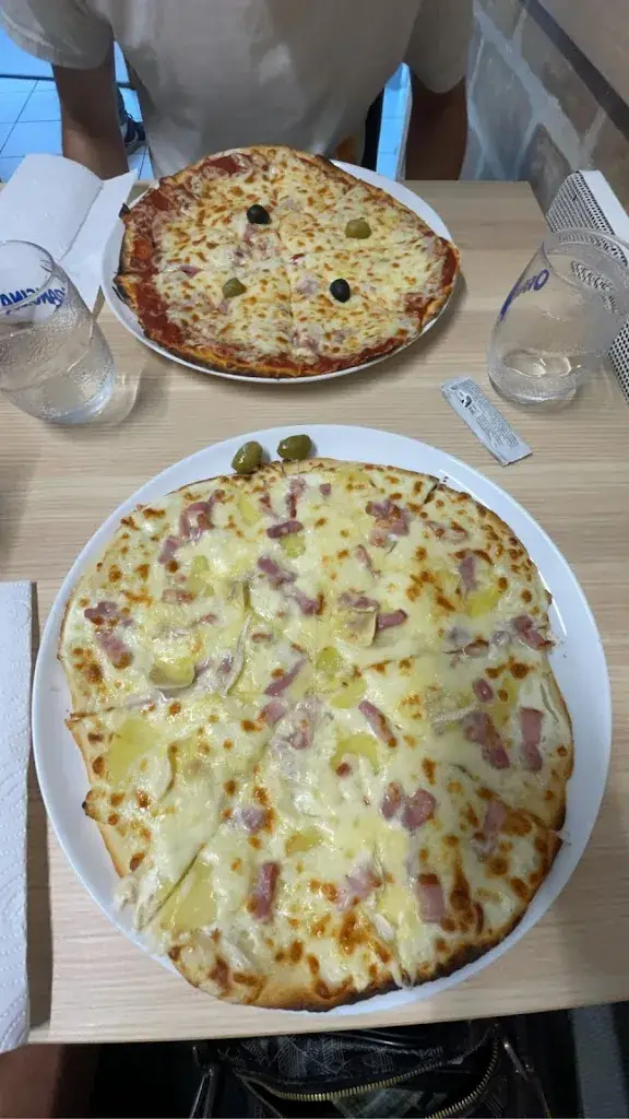 Menu_Kebab et pizzas Méditerranéen_Bessé-sur-Braye_image_5