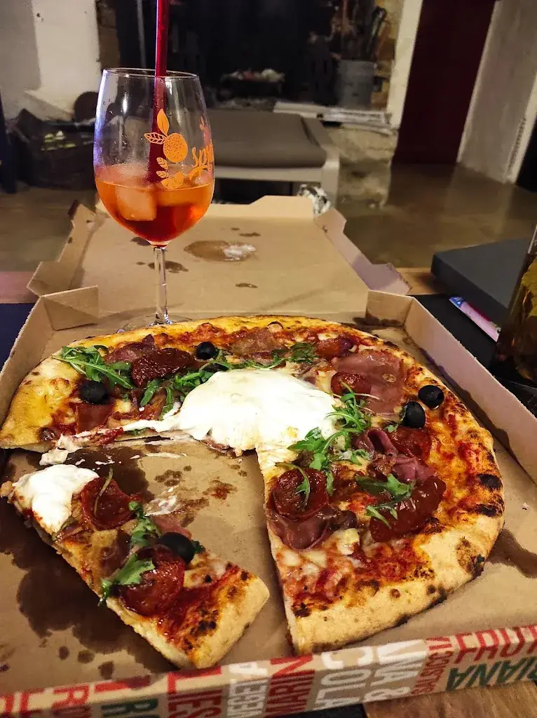 Annaig Gicquel_Pizzeria Le bon temps_Besné_recensione