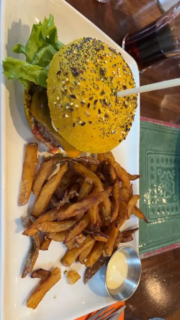 Manon Penhoët_L'entrepotes_Pontchâteau_recensione