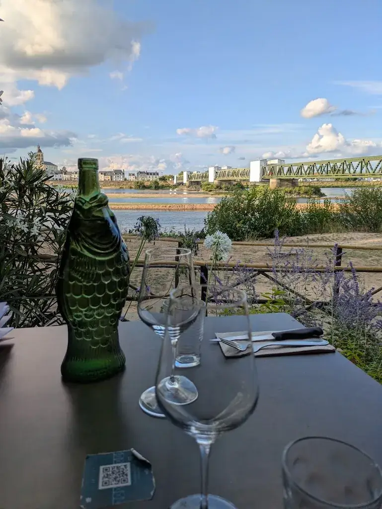 Guinguette La Riviera_Aubance_slider_image_3