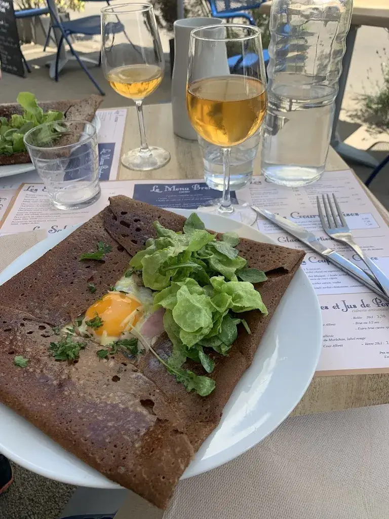 Sarah Ralphs_Le Cosy_Loire-Authion_review