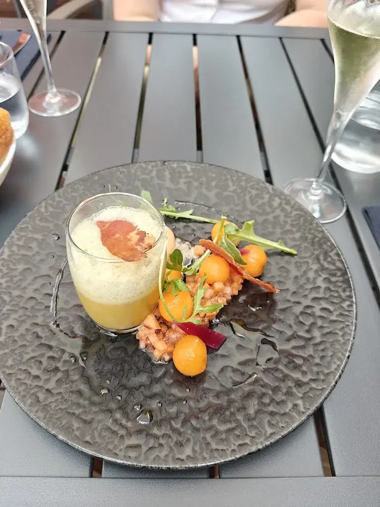 Stefan A_Restaurant La Luciole_Loire-Authion_review