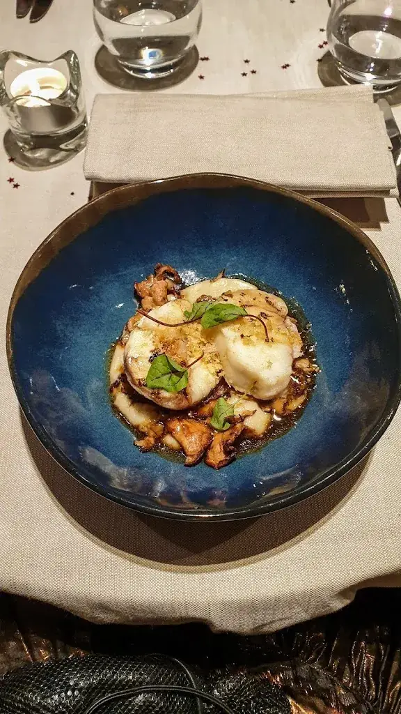 Andrea Bernard_Loire&Sens au Fief de la Thioire_Loire_review