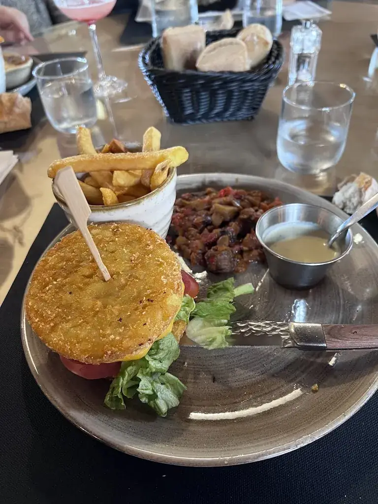 Lucie Lungarella_Restaurant Le Grill De Moirans_Moirans_recensione