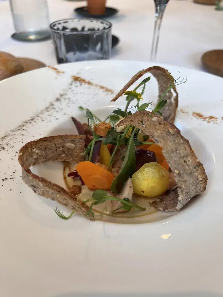 Congyu Wang_Maison Marsollier_Bonchamp-lès-Laval_review