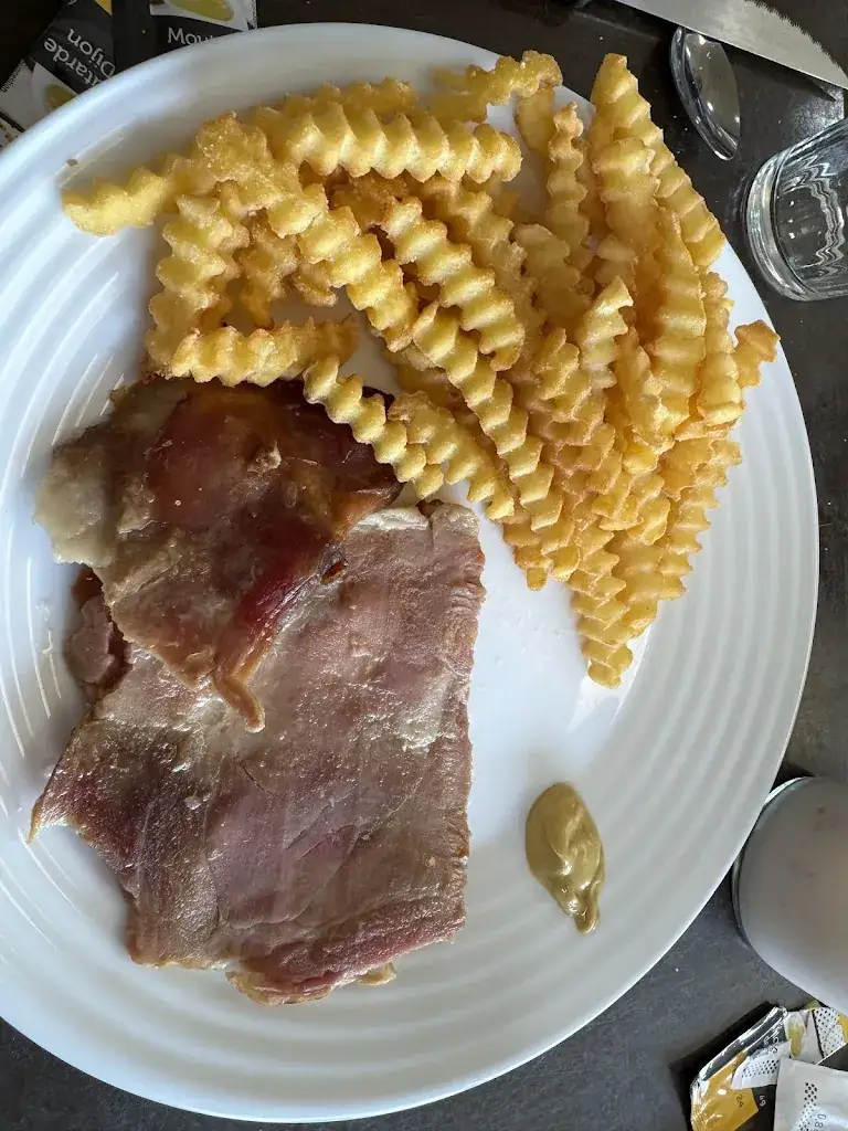 Menu_Stratto / Stratto Cafétaria - Aire de la Mayenne_Bonchamp-lès-Laval_image_2