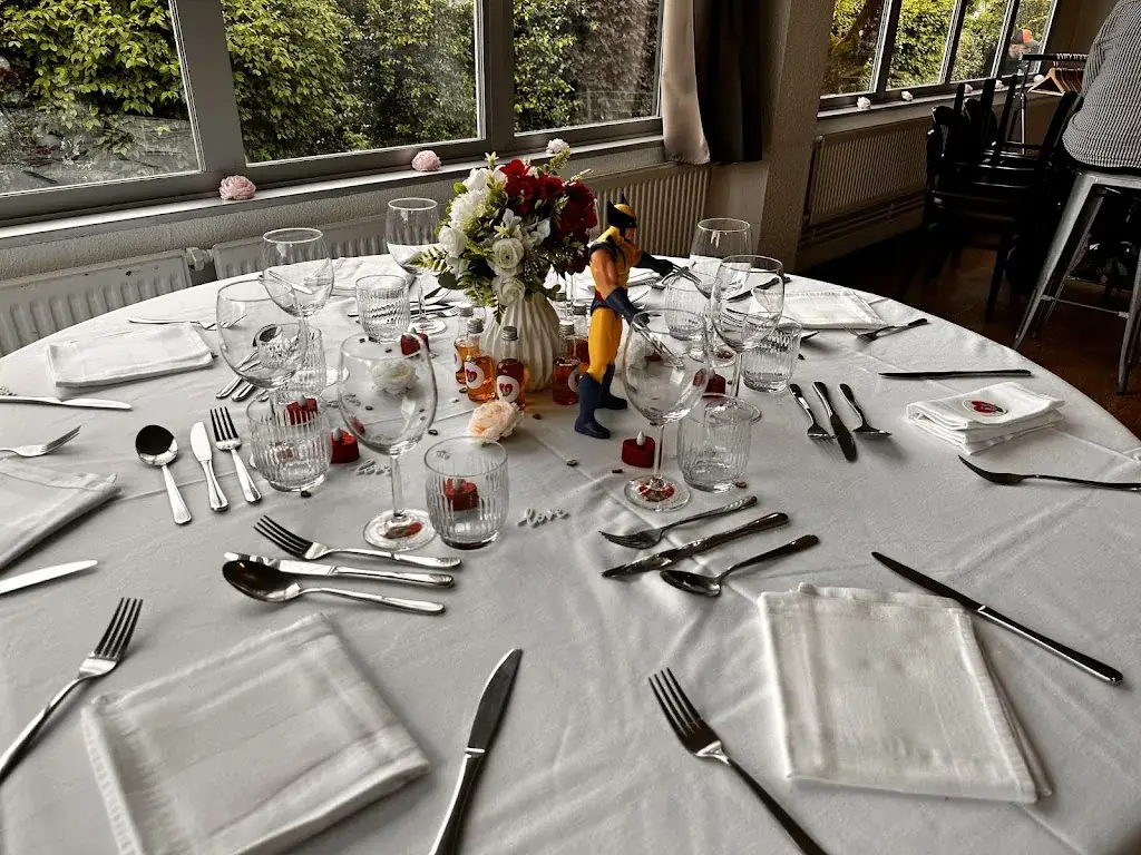 Hermes Mercure_Brasserie la belle chartreuse_Moirans_review