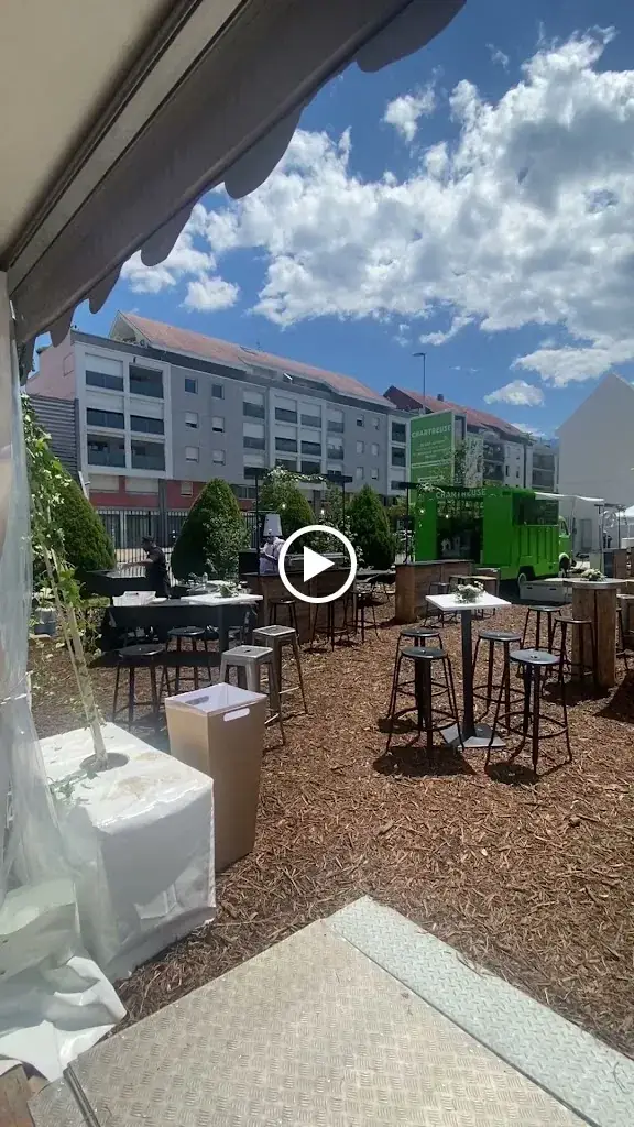 Brasserie la belle chartreuse restaurant in Moirans