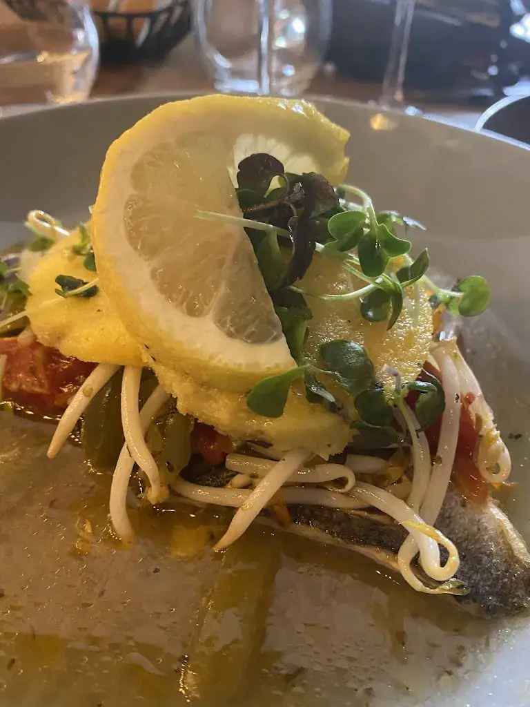 Kezia Jennifer Ratu_le ragondingue Bouchemaine_Bouchemaine_review