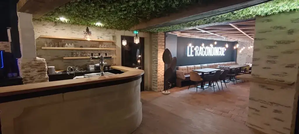 le ragondingue Bouchemaine restaurant in Bouchemaine