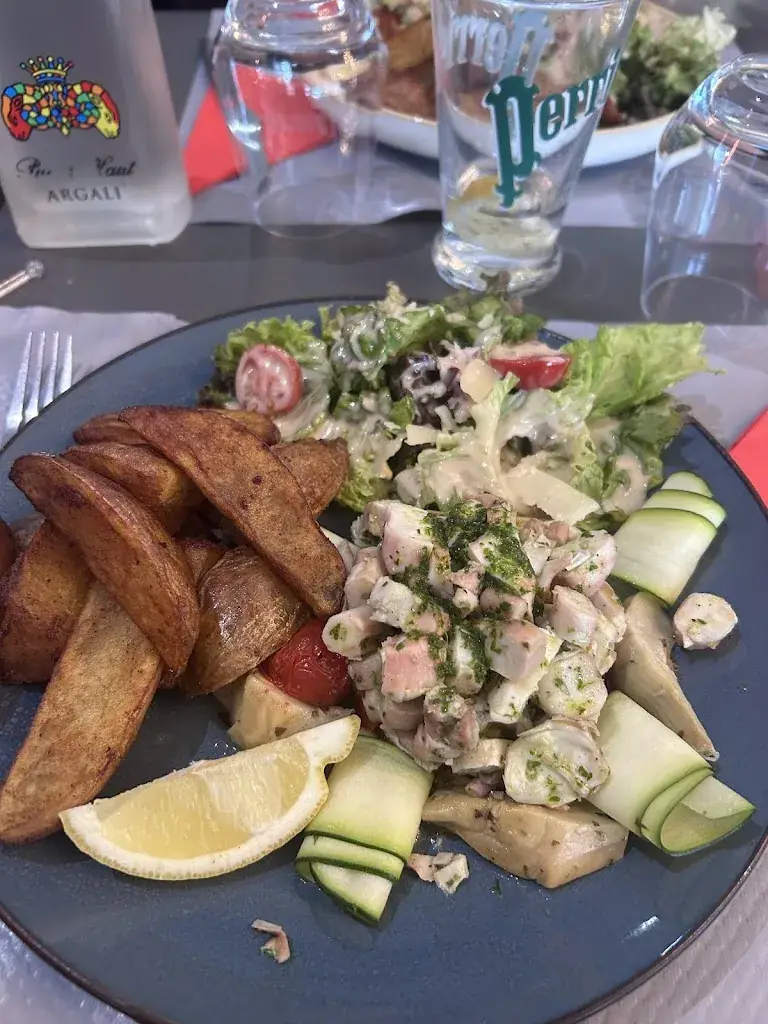 B Magnard_Carmelina_Moirans_review