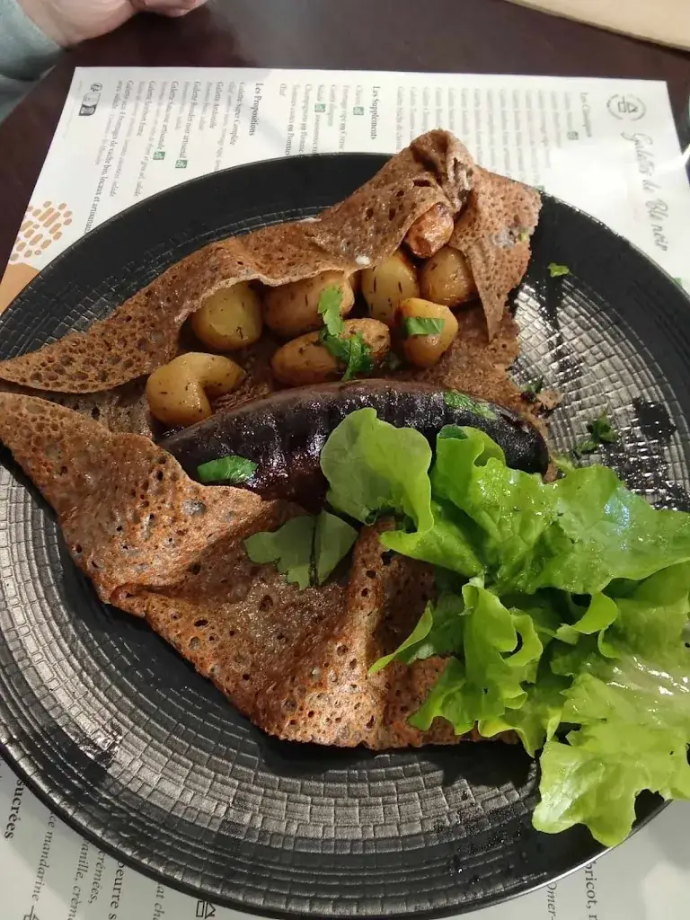 LE CHARLI_Blain_slider_image_2