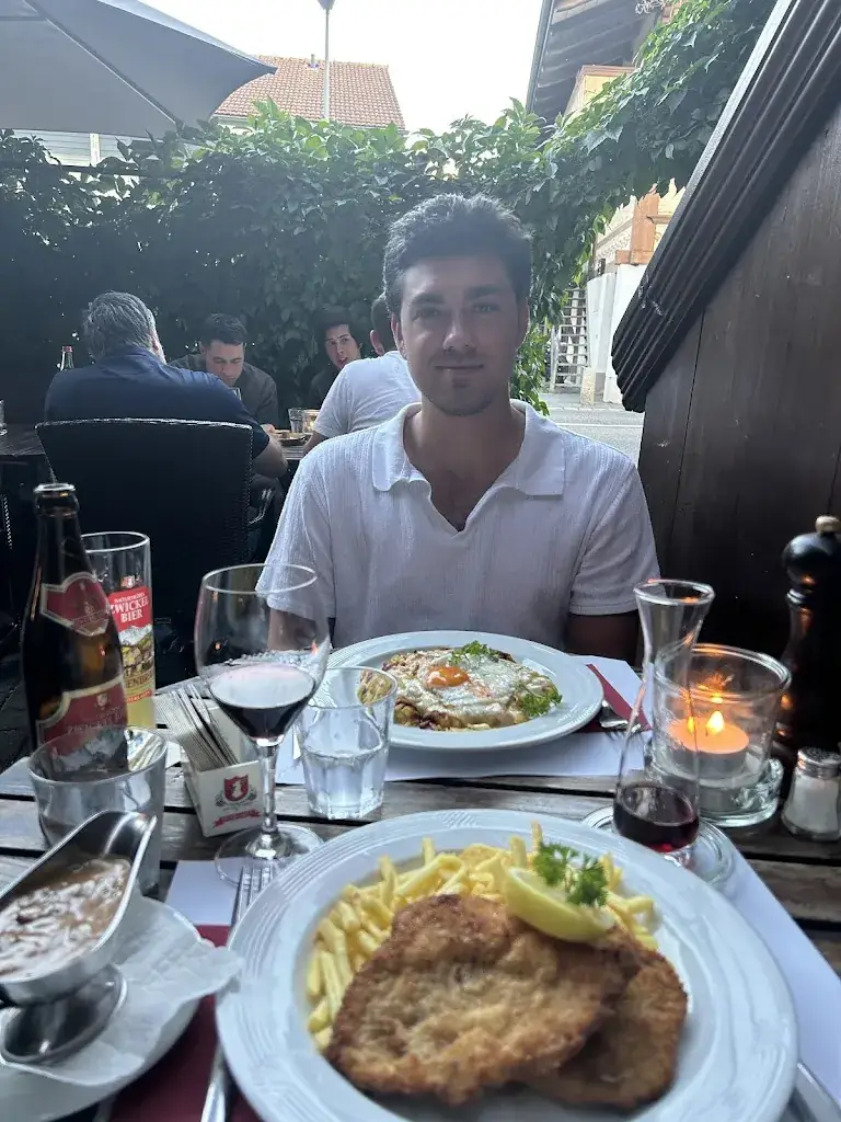 Kaylin Azaroff_Restaurant Bären_Unterseen_review