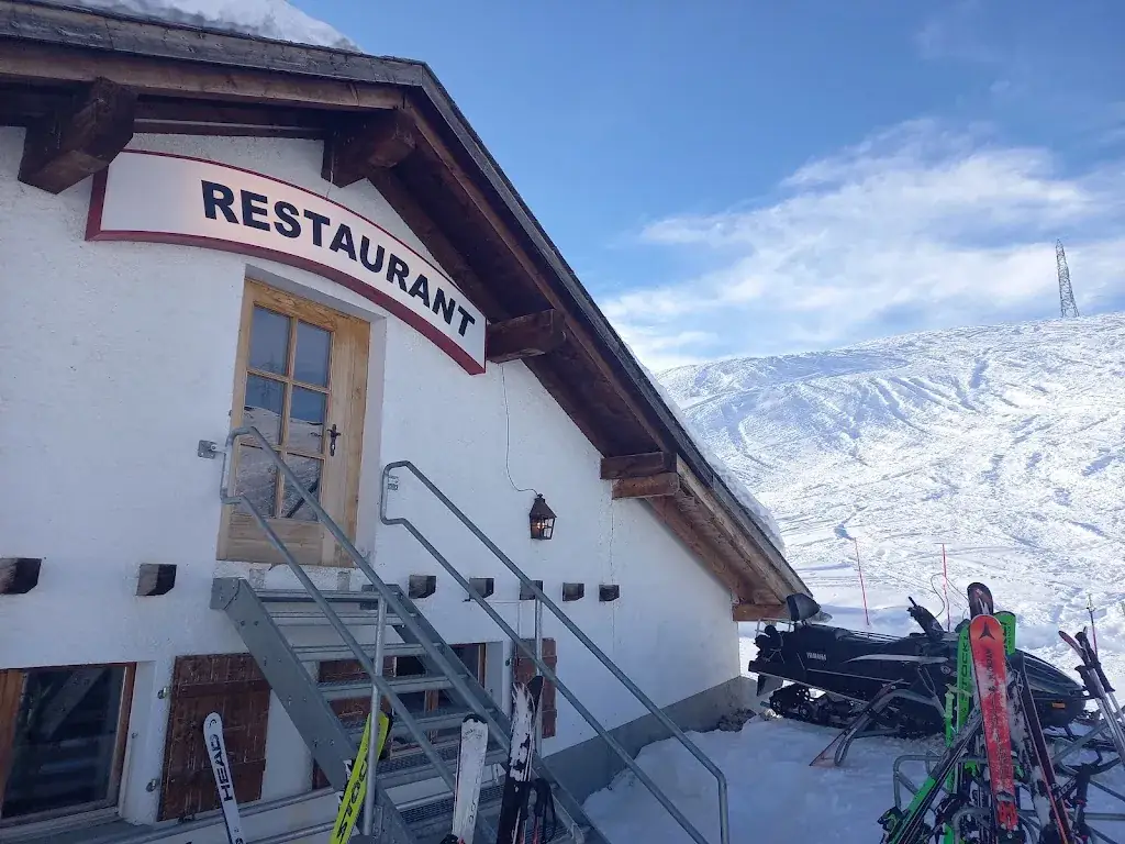 Restaurant Des Grands Plans_Verbier_slider_image_1