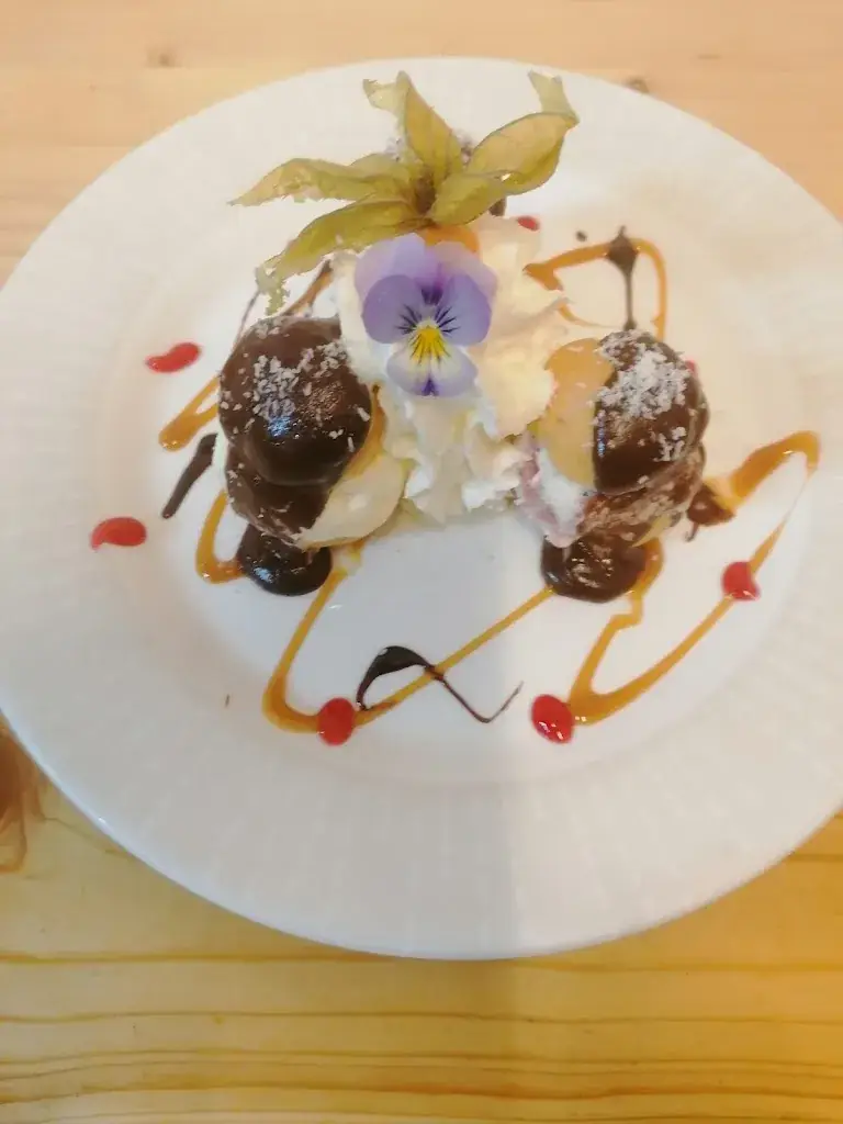 Restaurant Des Grands Plans_Verbier_slider_image_3