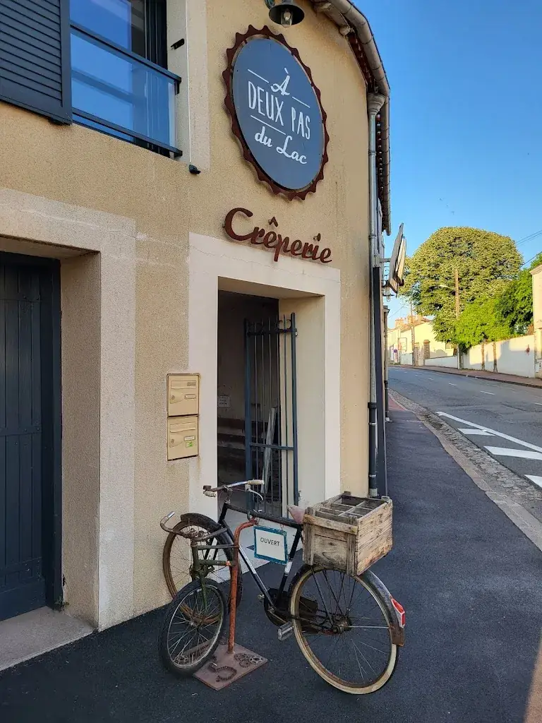 Camille Autrusseau_A Deux Pas Du Lac_Bouaye_review