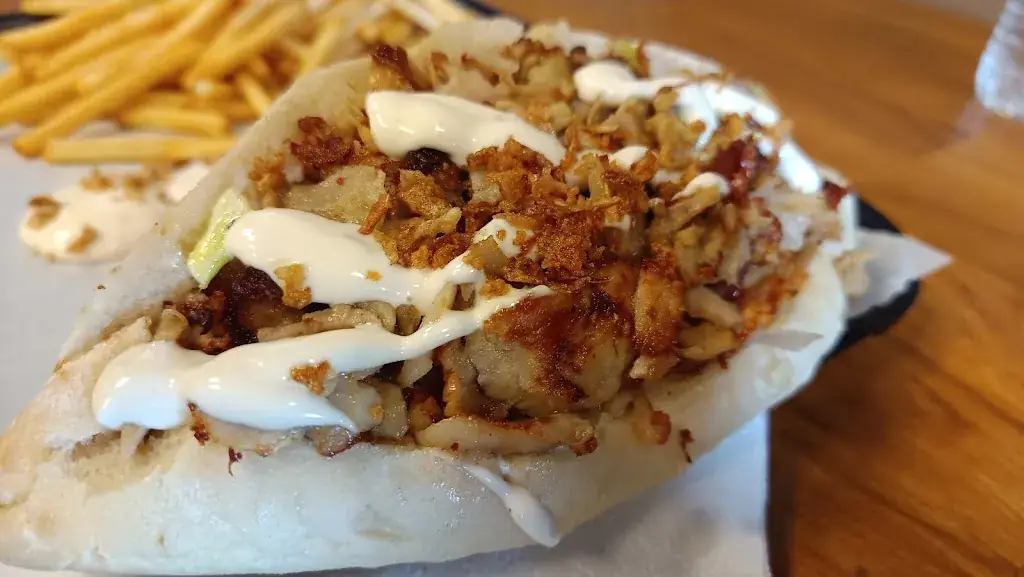 Alicia Mabileau_Kebab Bouaye City Food_Bouaye_review