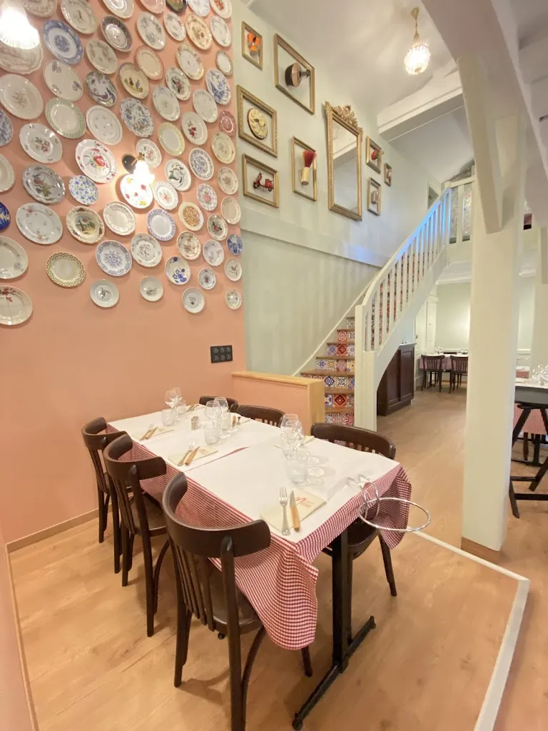 Pizzeria Melina restaurant in Arnas