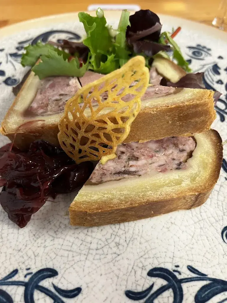 CEDRIC L.G._La Table De Chonchon_Montanay_review