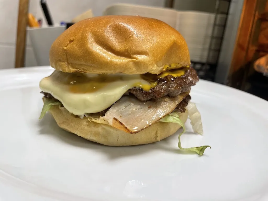 LE MAJISTRAL kebab-tacos-burger_Bouaye_slider_image_2