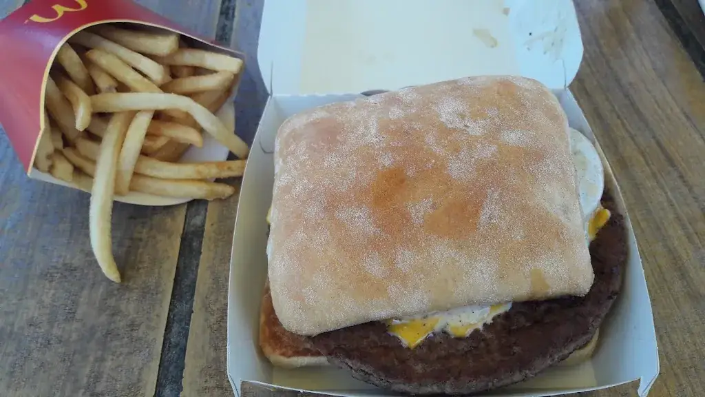 Menu_McDonald's_Bouaye_image_8