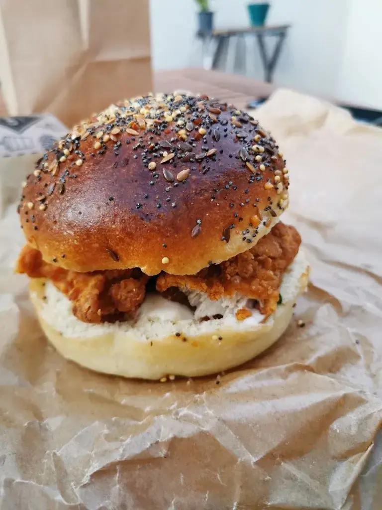 Laura G_BILLY BUCK CHICKEN LA MONTAGNE_Montagne_review