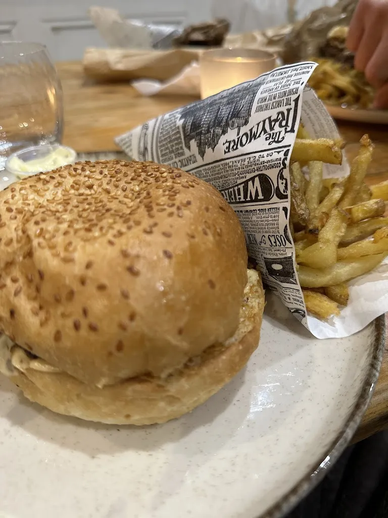 Frany's_Bouaye_slider_image_1