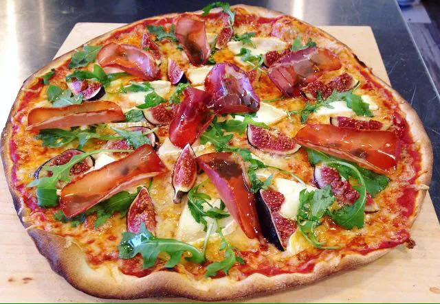 Menu_Pizz' Burg_Montaigu-Vendée_image_3