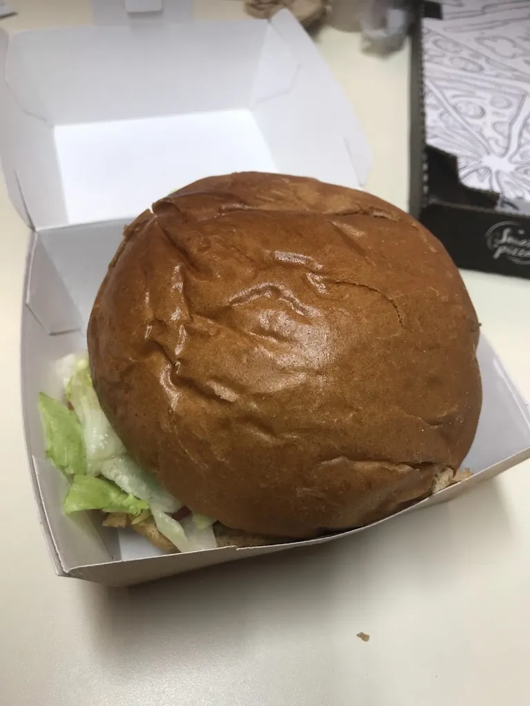 sylver Man_Pizz' Burg_Montaigu-Vendée_review