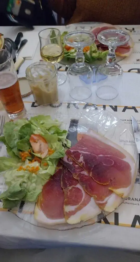 Morgan Rollin_Auberge Le Pitsounet_Mont-Dore_review