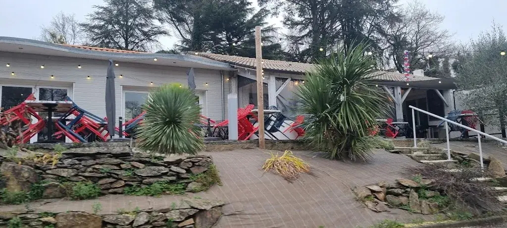 Daly CHAMPAPHONEVILAY_O Bord Delo_Montaigu-Vendée_recensione