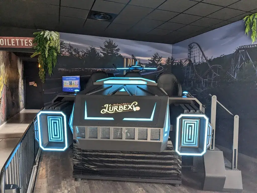 Céline Martin_L'Urbex_Montaigu-Vendée_review