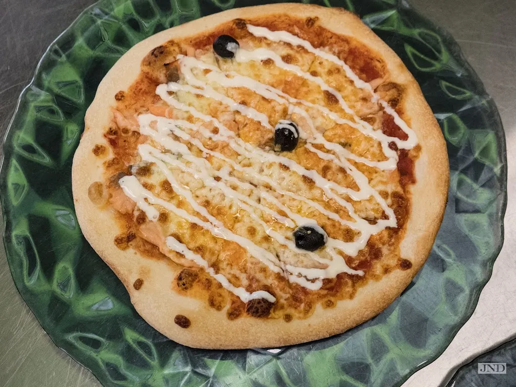 Bella pizza_Montaigu_slider_image_1