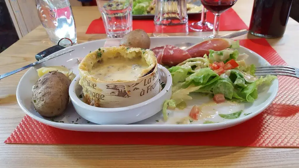 Bistrovergnat - Chez Pépé Jean_Mont-Dore_slider_image_3