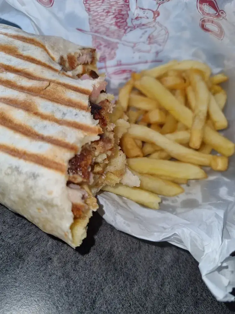 N357.BURGER_Bouloire_slider_image_2