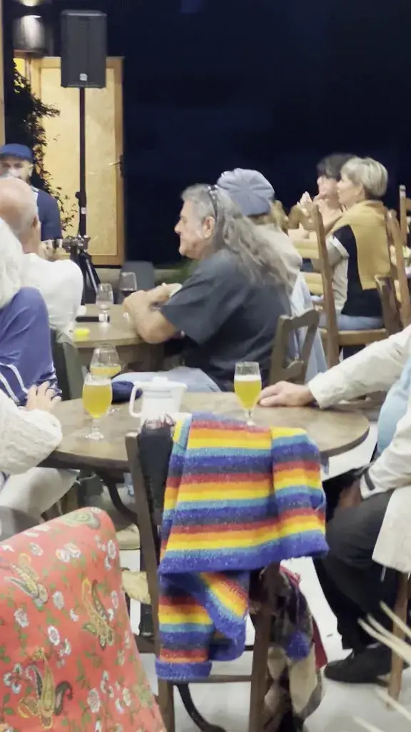 Halle Café Boussay_Boussay_slider_image_2