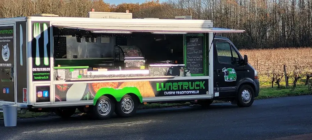 Food Truck - Lunatruck_Boussay_slider_image_3
