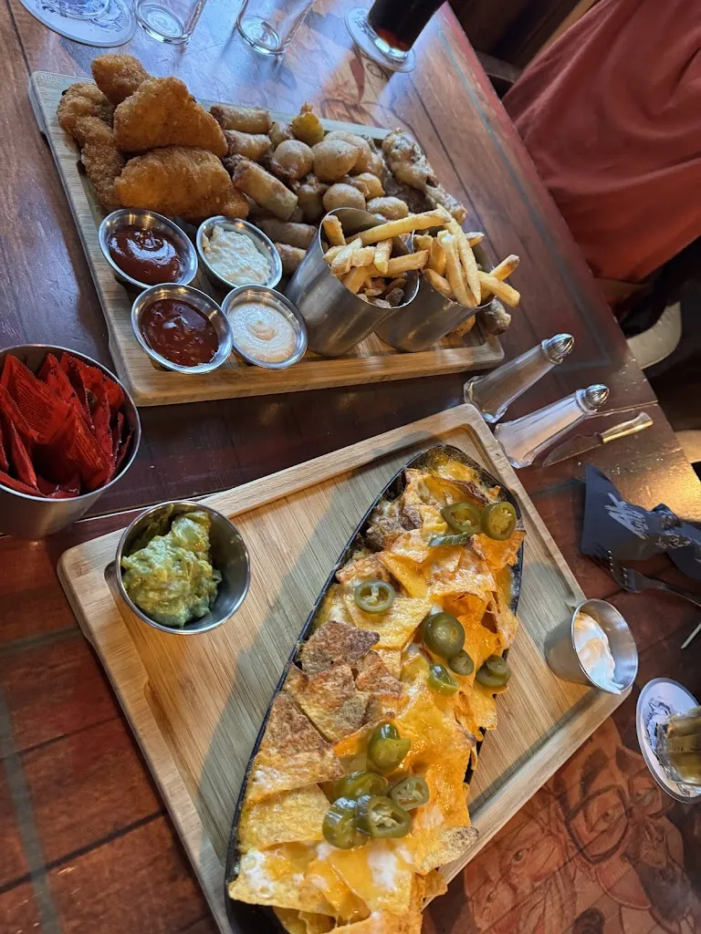 Negin_White Shelter_Bouguenais_Bewertung