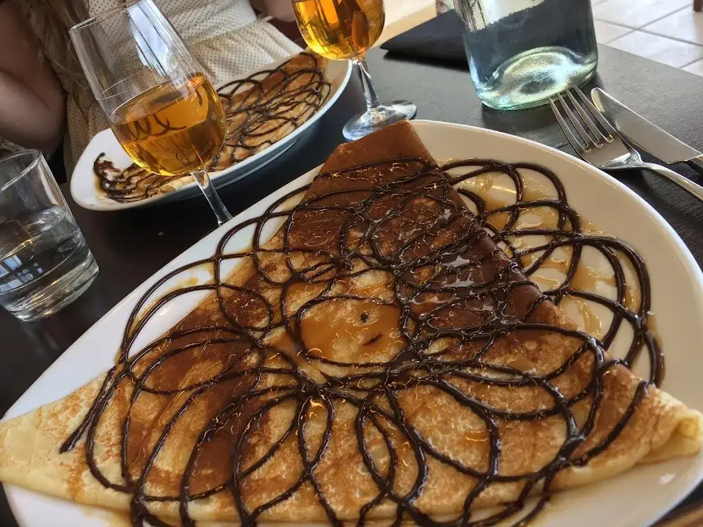 Tanya Weirdung_La Reine Blanche_Rezé_review