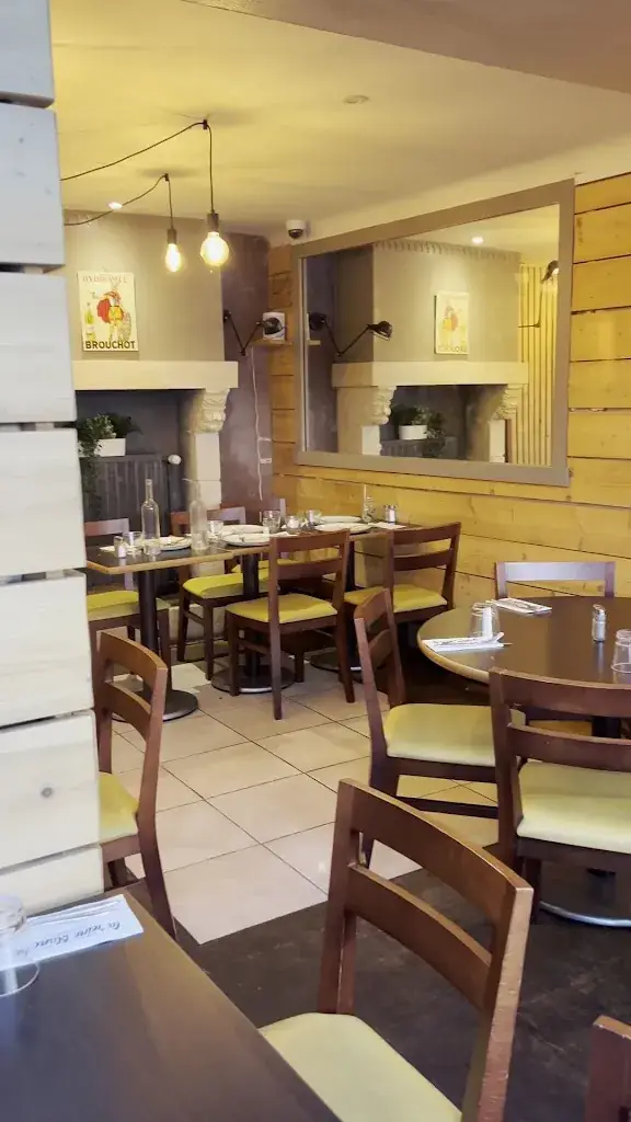 La Reine Blanche_Rezé_slider_image_2