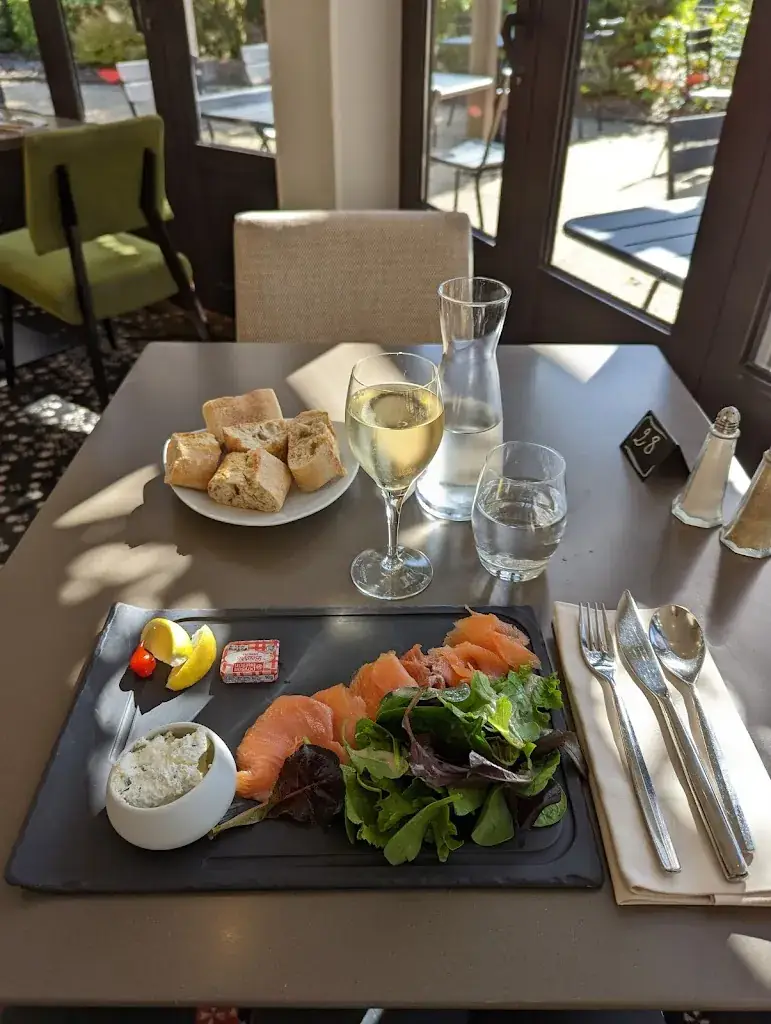 Menu_Restaurant Oceania Nantes Aéroport_Bouguenais_immagine_3