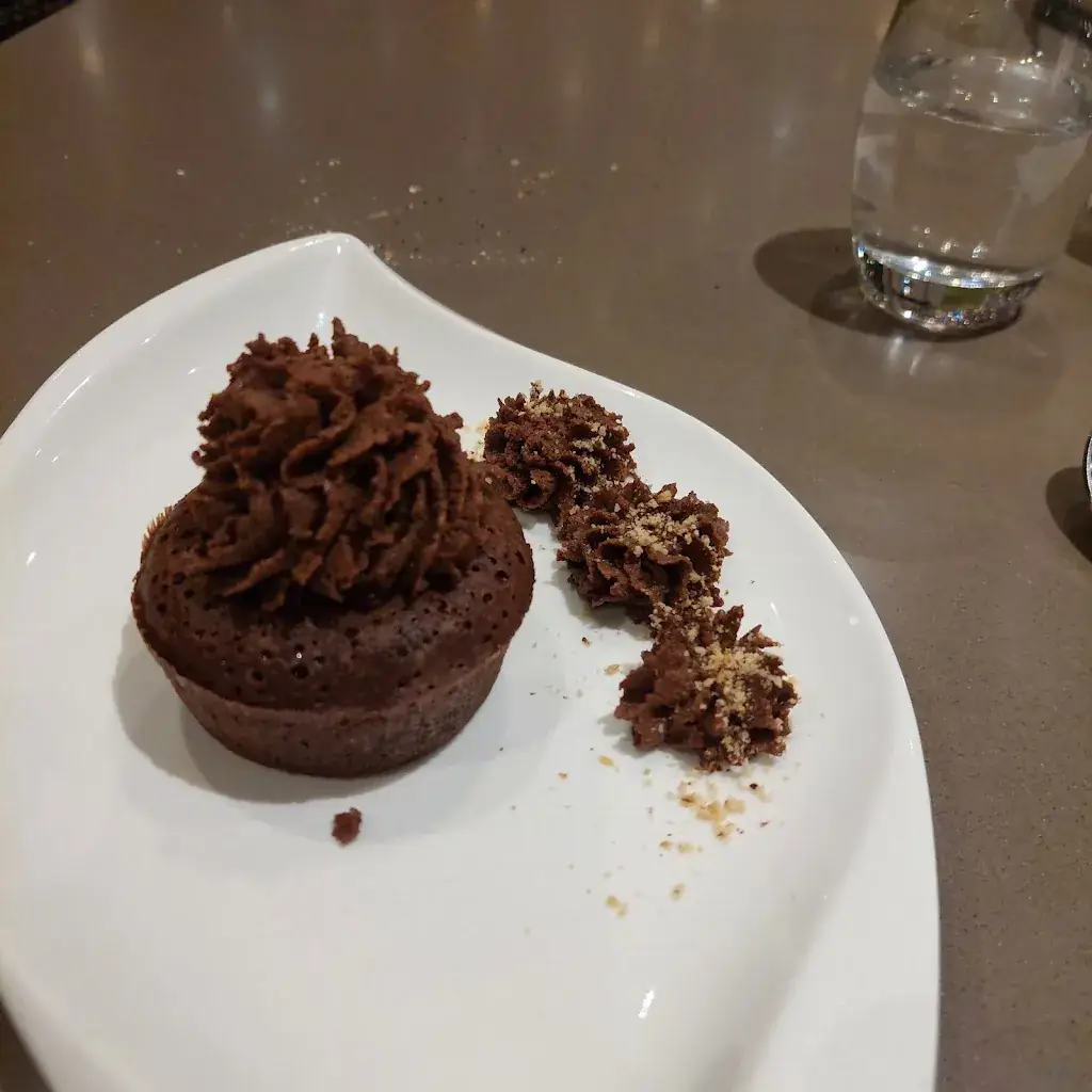 Mihai Dumitru_Restaurant Oceania Nantes Aéroport_Bouguenais_recensione