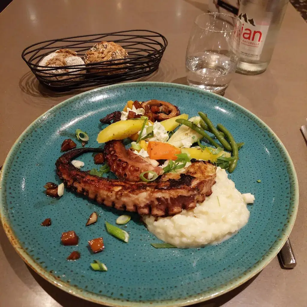 Restaurant Oceania Nantes Aéroport_Bouguenais_slider_image_2