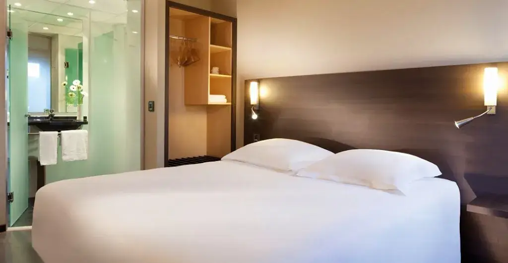 Hôtel Escale Oceania Nantes Aéroport restaurant à Bouguenais