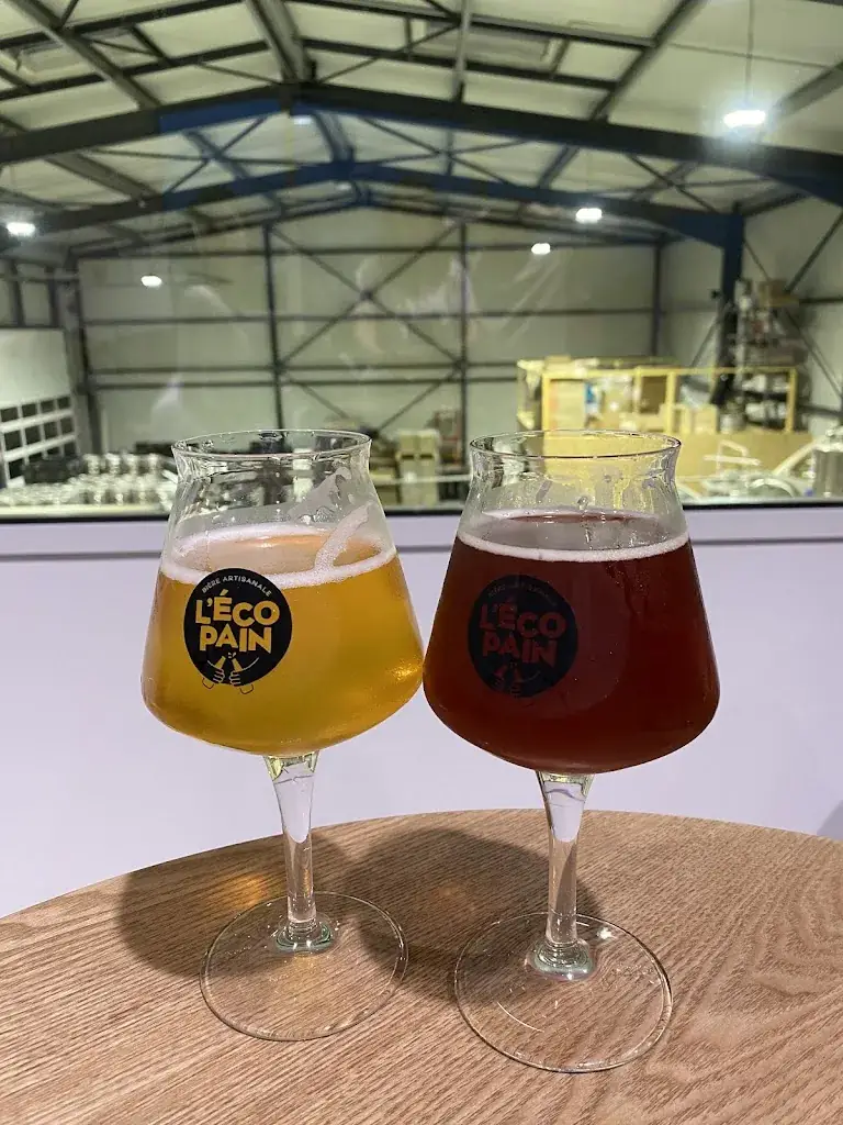 Stephanie Coulombe_Bar - Micro brasserie L' ÉCO PAIN_Bournezeau_review