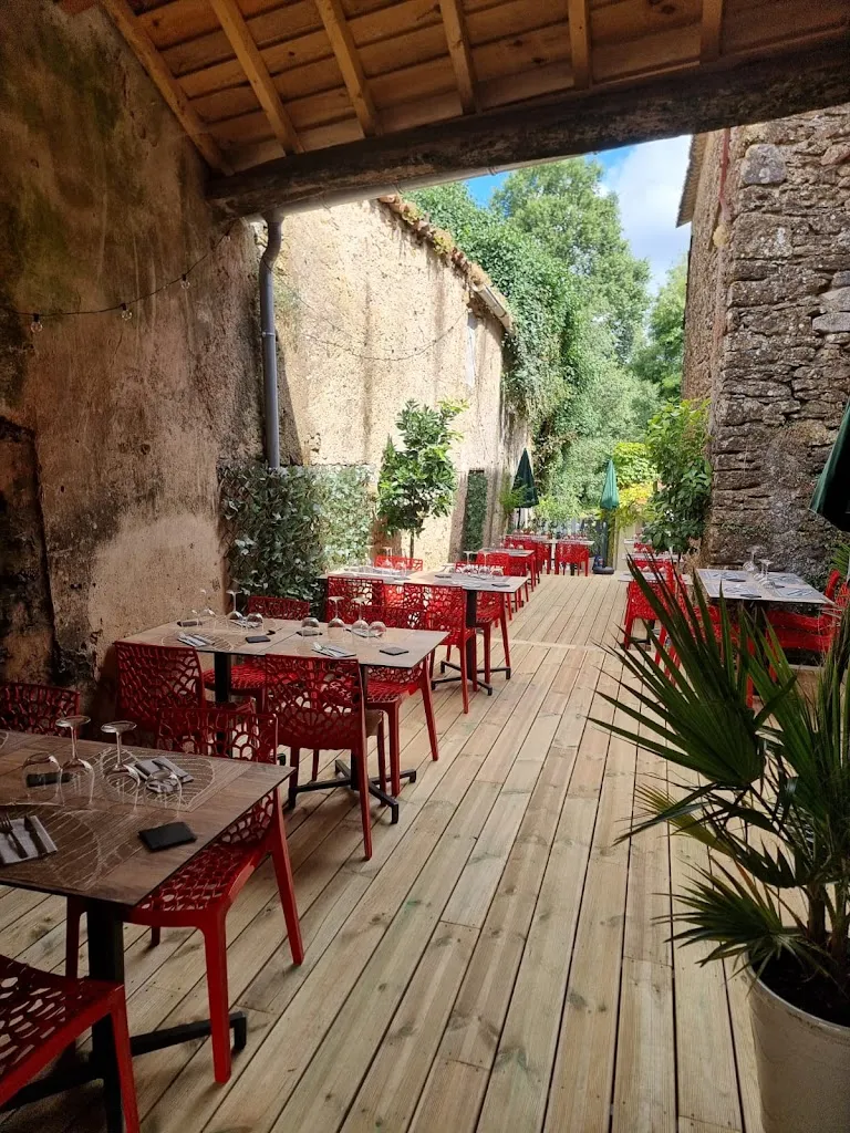 La Petite Taverne restaurant in Moutiers-sur-le-Lay
