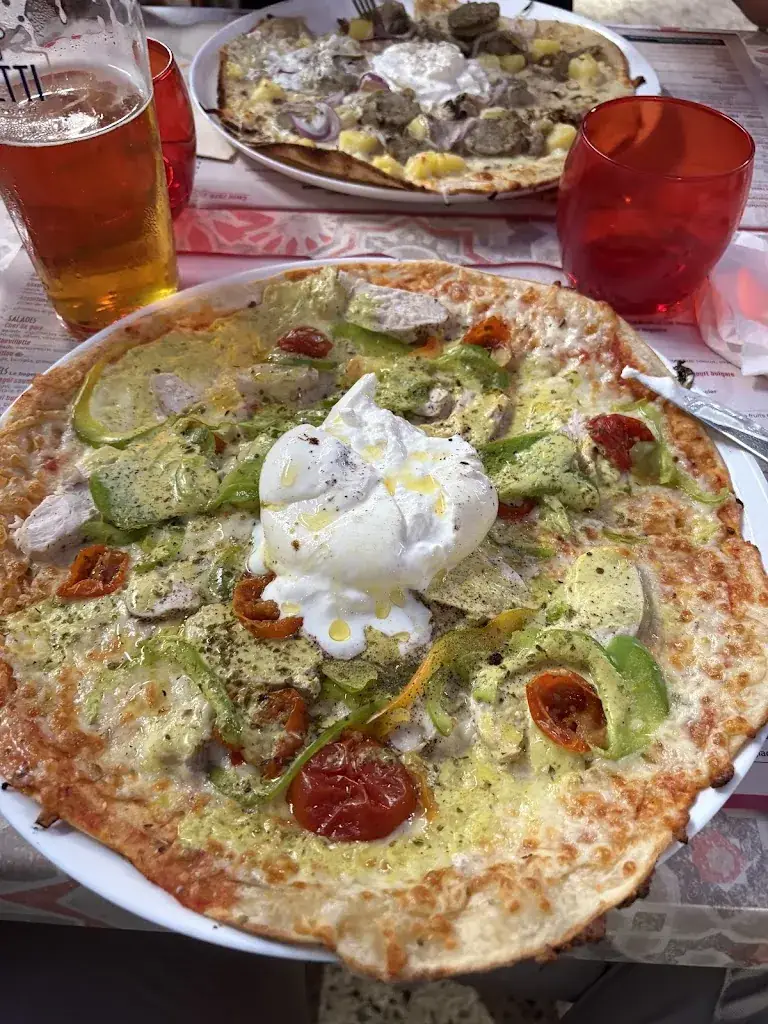 Valentin_L'Omnibus Bar-restaurant-pizzeria_Chantonnay_recensione