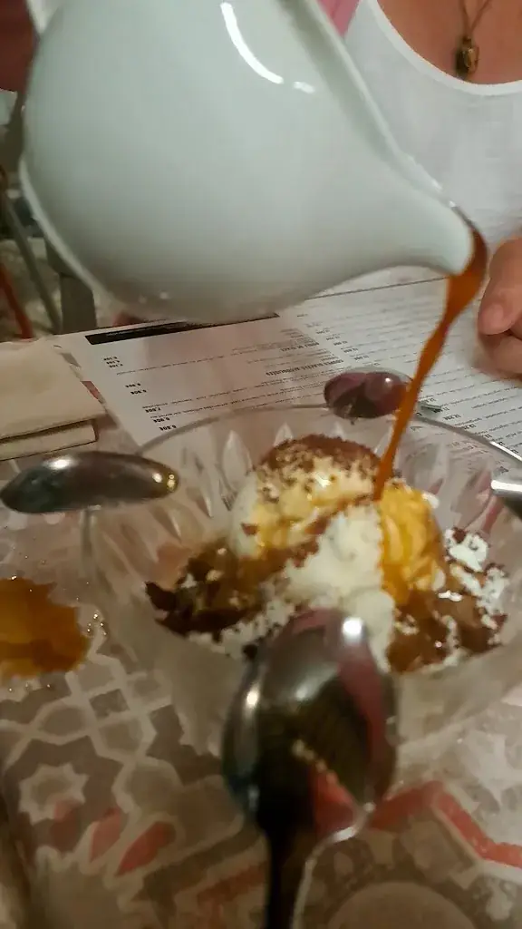 L'Omnibus Bar-restaurant-pizzeria_Chantonnay_slider_image_2