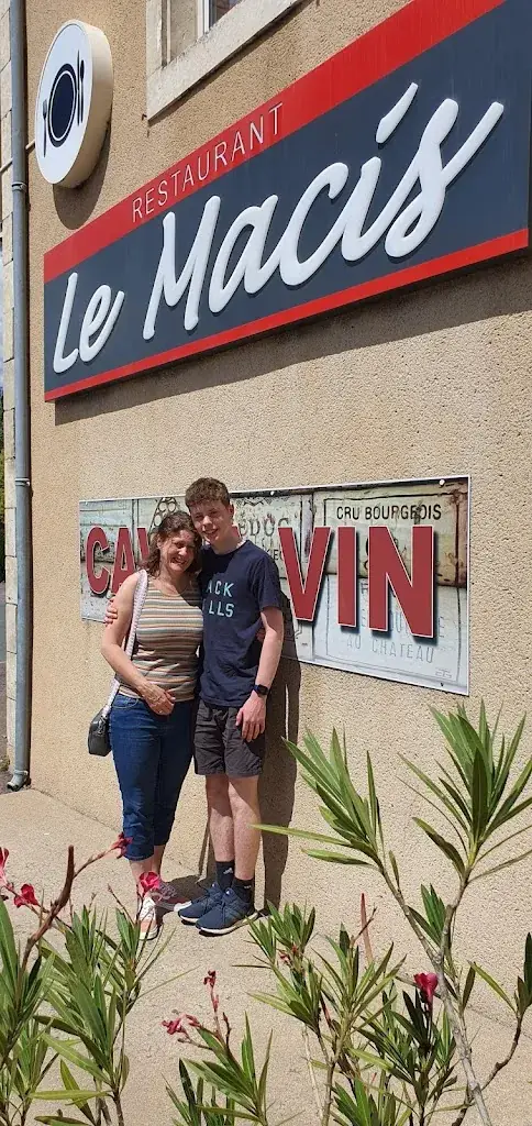 Ian Thomas_restaurant le macis_Sainte-Hermine_review